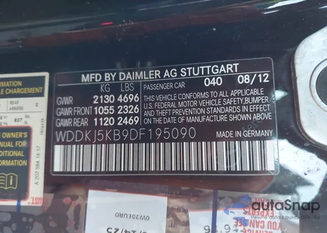 2013 Mercedes-Benz E 350 z USA, uszkodzony, nr VIN WDDKJ5KB9DF195090